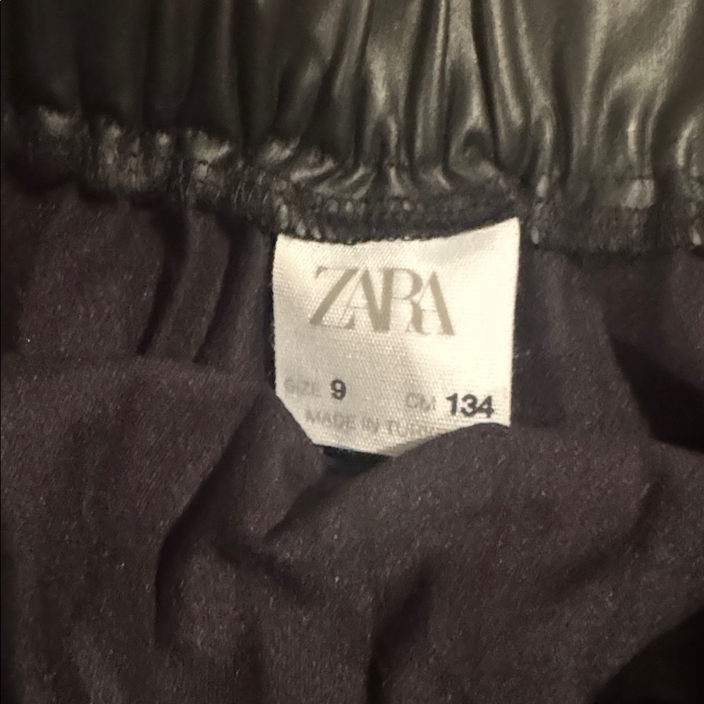 Zara Skirt - Picture 2 of 2